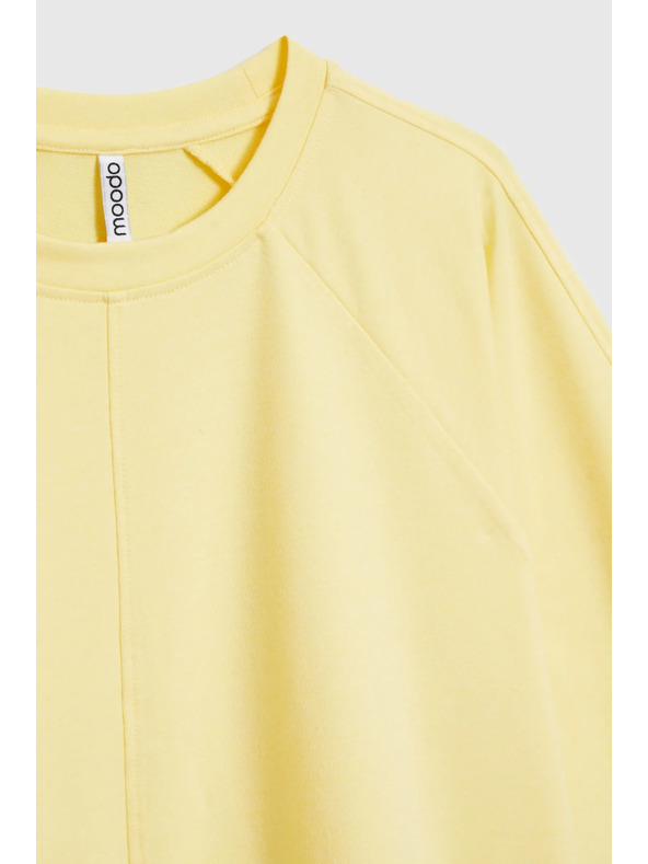 Moodo Pulover s kratkimi in širokimi rokavi rumen Moodo