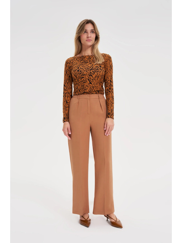 Moodo Top z motivom rjav Moodo