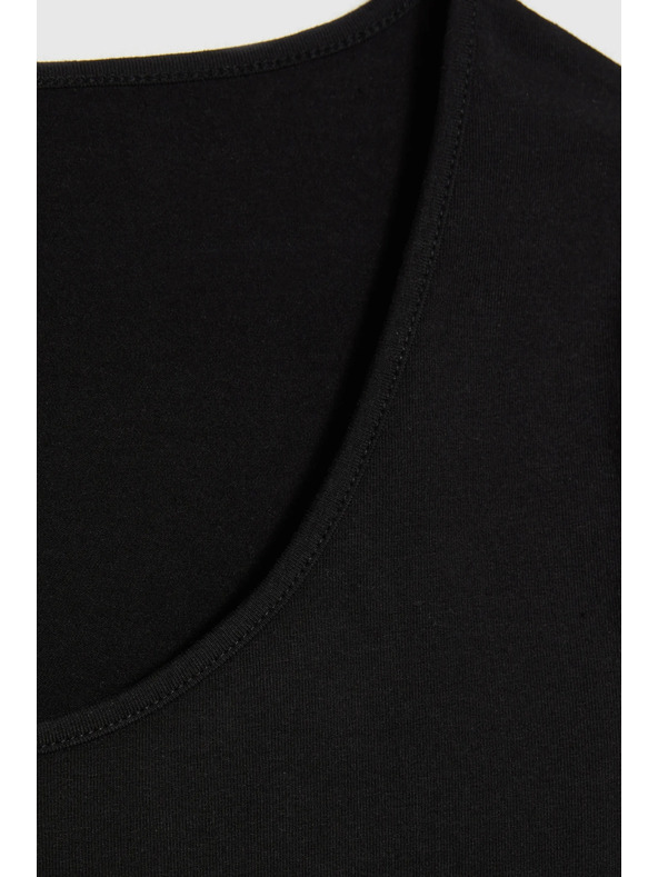 Moodo Bombažna majica črna Moodo