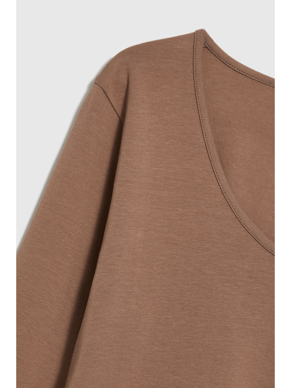 Moodo Bombažna majica svetlo rjava Moodo