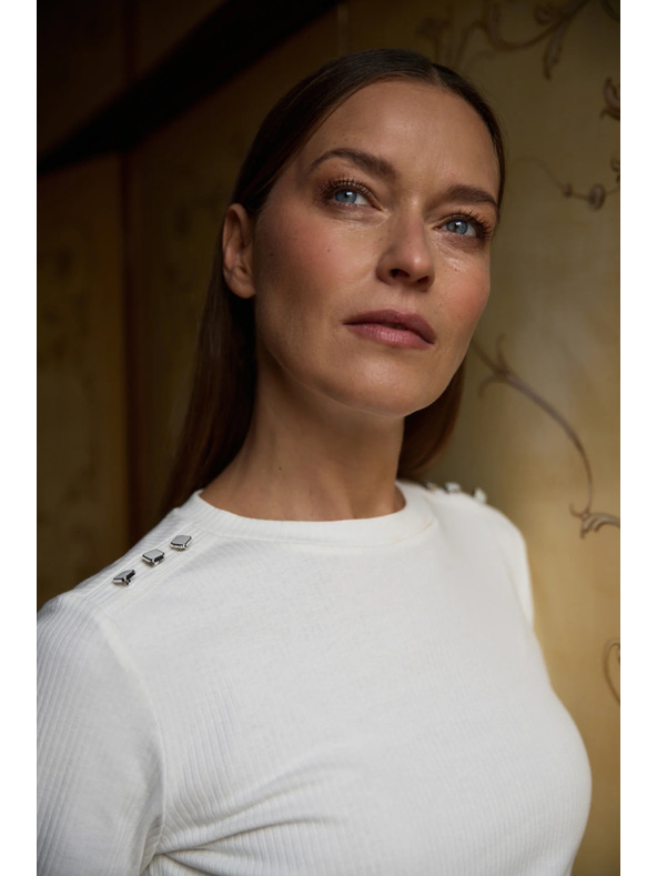 Moodo Bombažna bluza z dolgimi rokavi bele barve Moodo