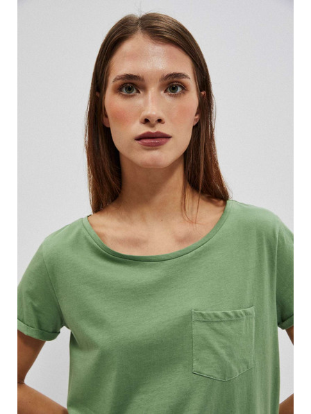Moodo Bombažna majica z okroglim izrezom in žepkom olivno zelene barve Moodo
