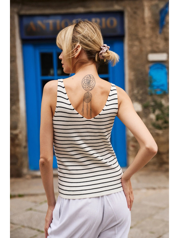 Moodo Bombažen top v progah bež Moodo