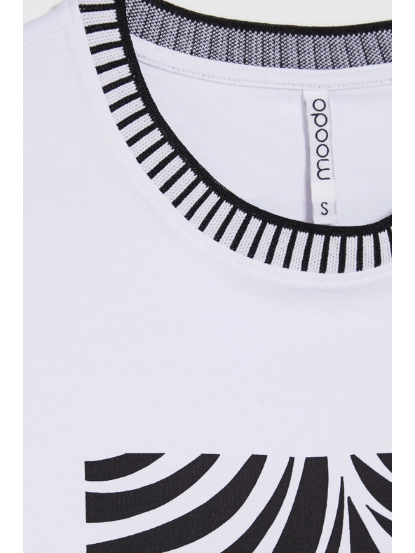 Moodo Majica s potiskom bela Moodo