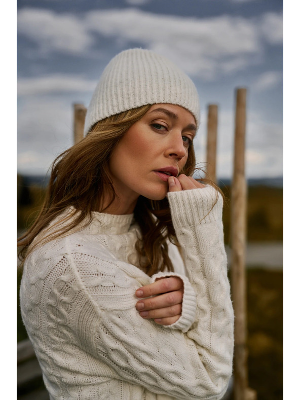 Moodo Zimska kapa bele barve Moodo