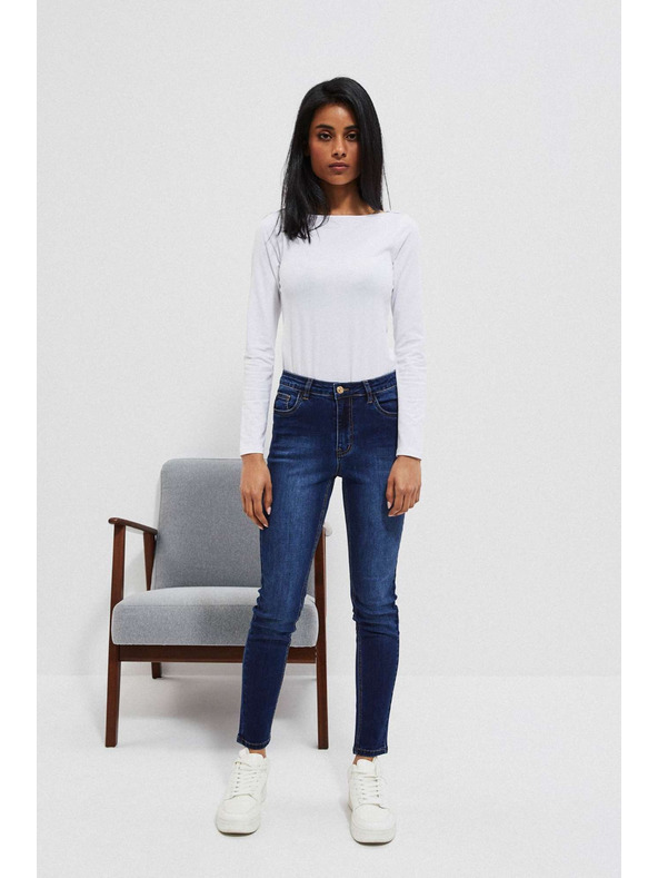 Moodo Džínsy push up z odrgnjeninami na stegnih temno modre barve Moodo