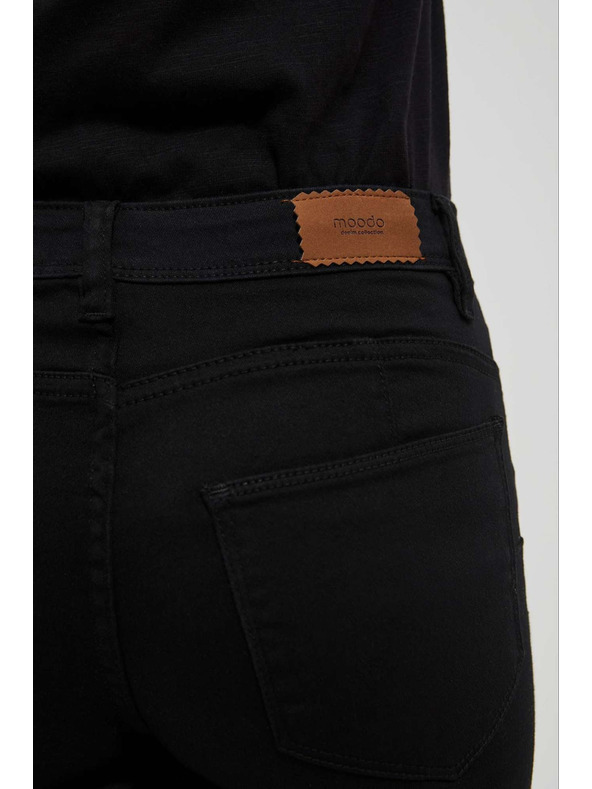 Moodo Skinny džínsy z raztrganimi hlačnicami push up črne barve Moodo