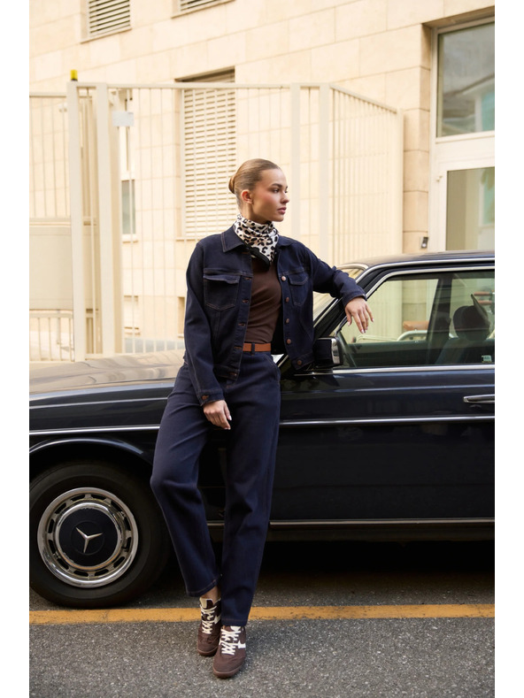 Moodo Temno modre jeans hlače z pasom Moodo