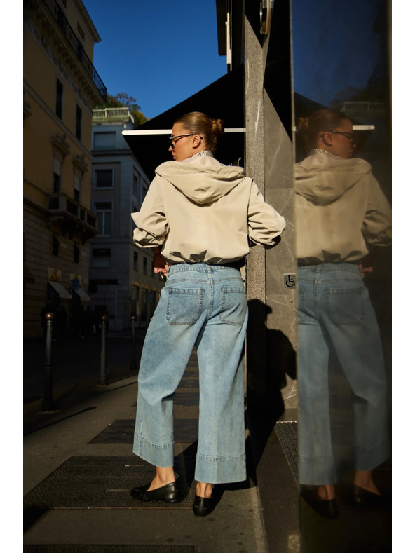 Moodo Svetlo modre jeans hlače z wide leg krojem Moodo