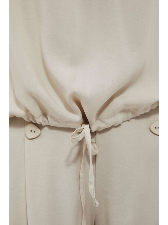 Moodo Peščeno rjava srajca Moodo z vezavo v pasu in V-izrezom