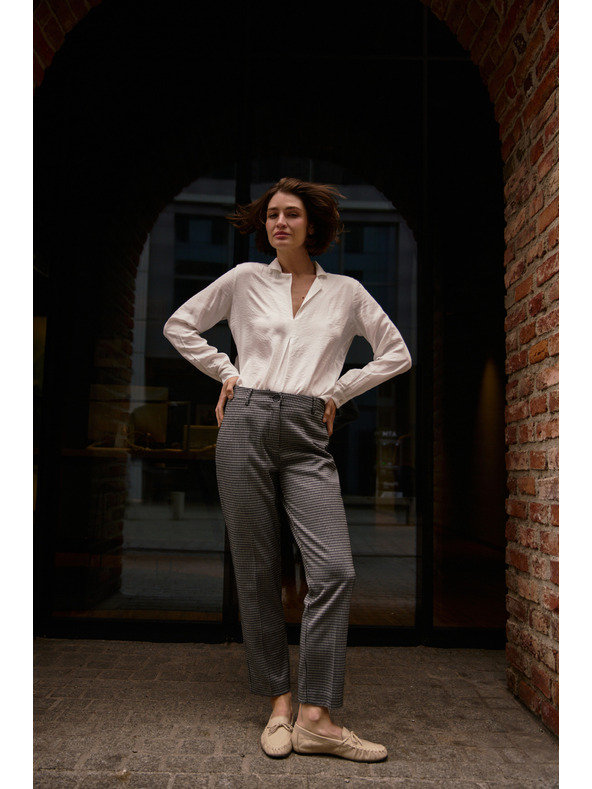 Moodo Gladka srajca iz viskoze bela Moodo