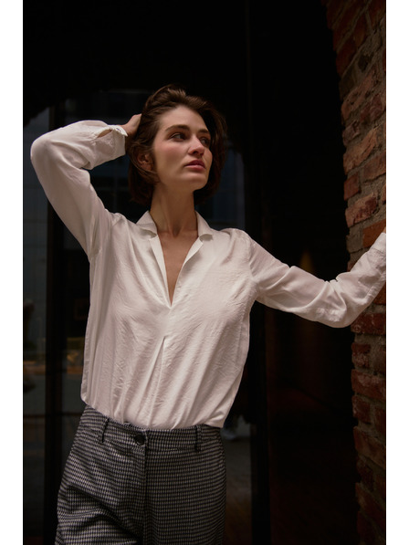 Moodo Gladka srajca iz viskoze bela Moodo