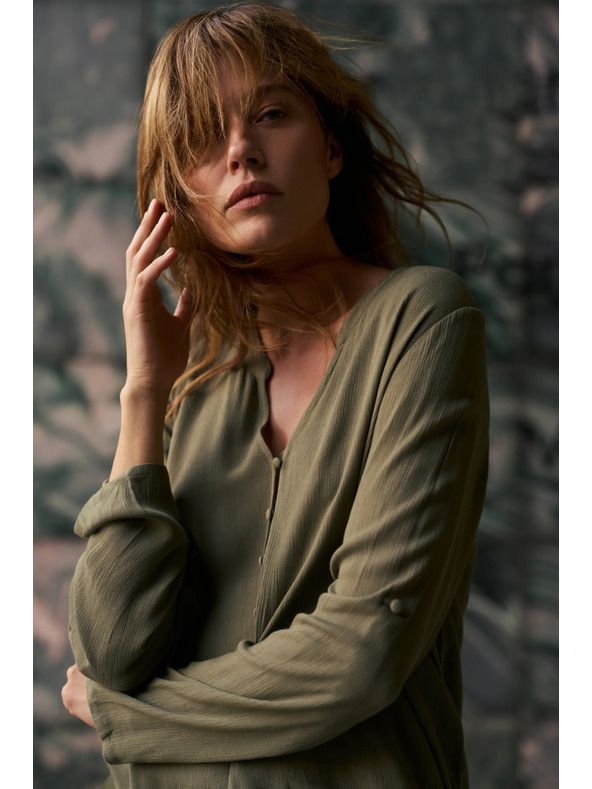 Moodo Olivna viskozna srajca Moodo