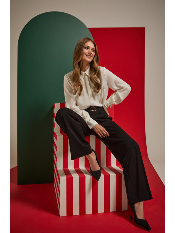 Moodo Bela srajca z biseri na rokavu Moodo