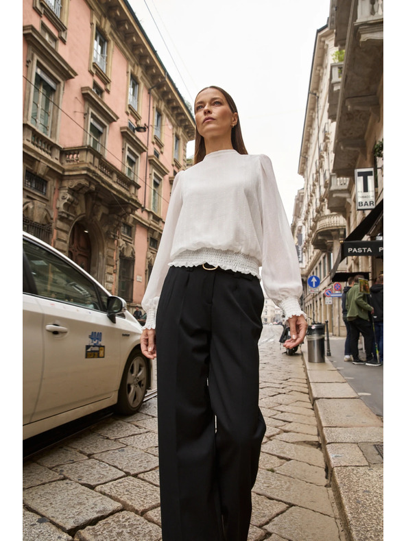 Moodo Bela srajca z nabranimi rokavi Moodo