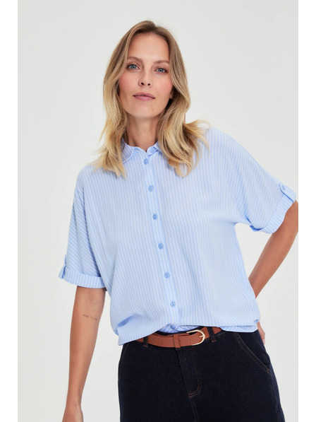 Moodo Svetlo modra črtasta srajca Moodo