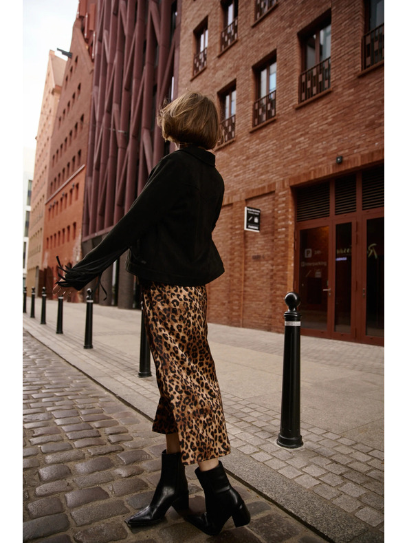 Moodo Črna jakna z resicami Moodo