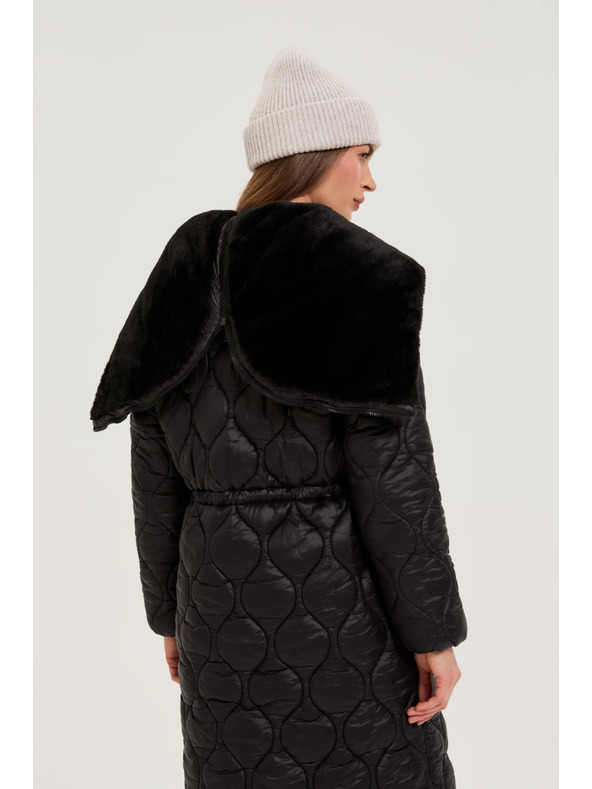 Moodo Črna jakna s kapuco Moodo