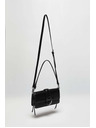 Moodo Črna torbica čez ramo s srebrno sponko Moodo