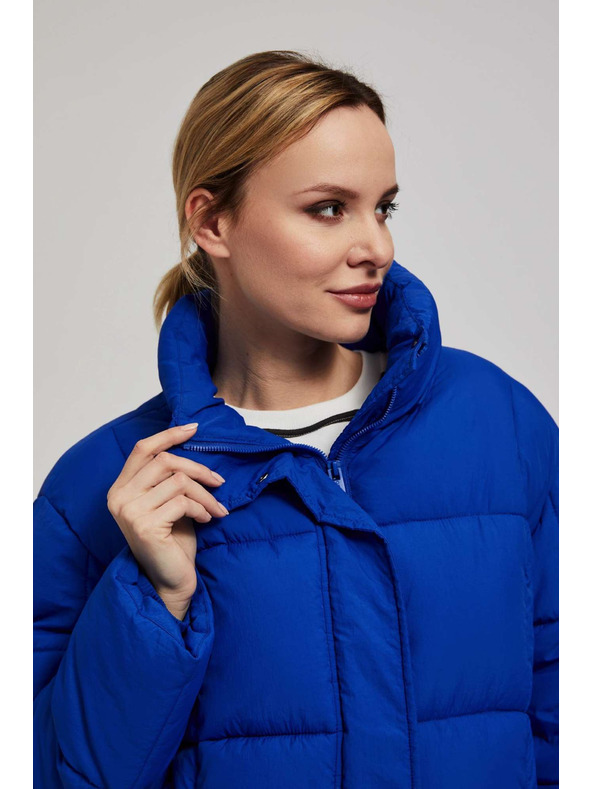 Moodo Kratka prešita jakna s kapuco temno modre barve Moodo