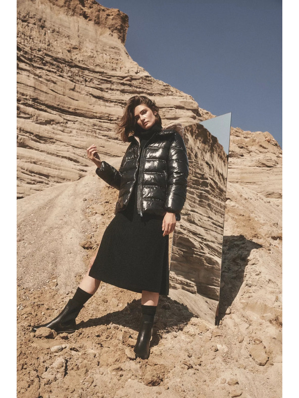 Moodo Kratka prešita črna jakna skapuco Moodo