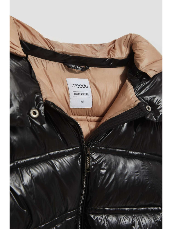 Moodo Kratka prešita črna jakna skapuco Moodo