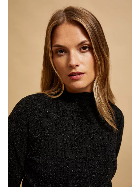 Moodo Črna bluza s polo izrezom, okrašena z metalično nitjo Moodo