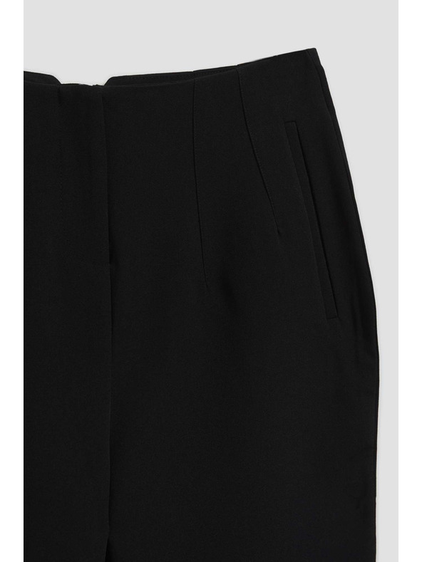 Moodo Črne hlače z ravnimi hlačnicami Moodo