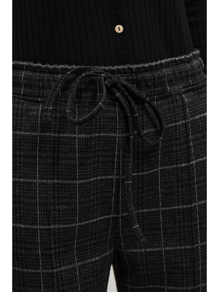 Moodo Črne kariraste hlače Moodo