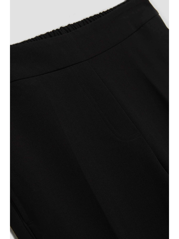 Moodo Črne hlače s strukturo in 7/8 hlačnicami Moodo