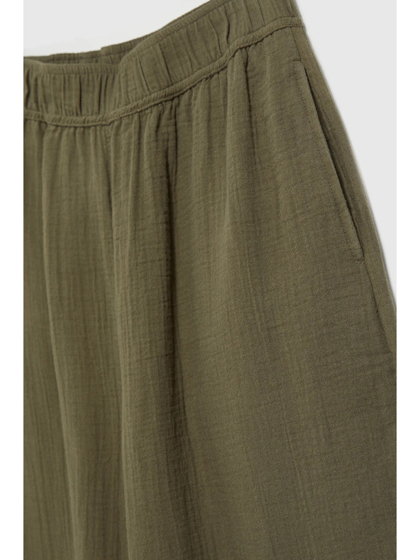 Moodo Olivne bombažne hlače z širokimi hlačnicami Moodo
