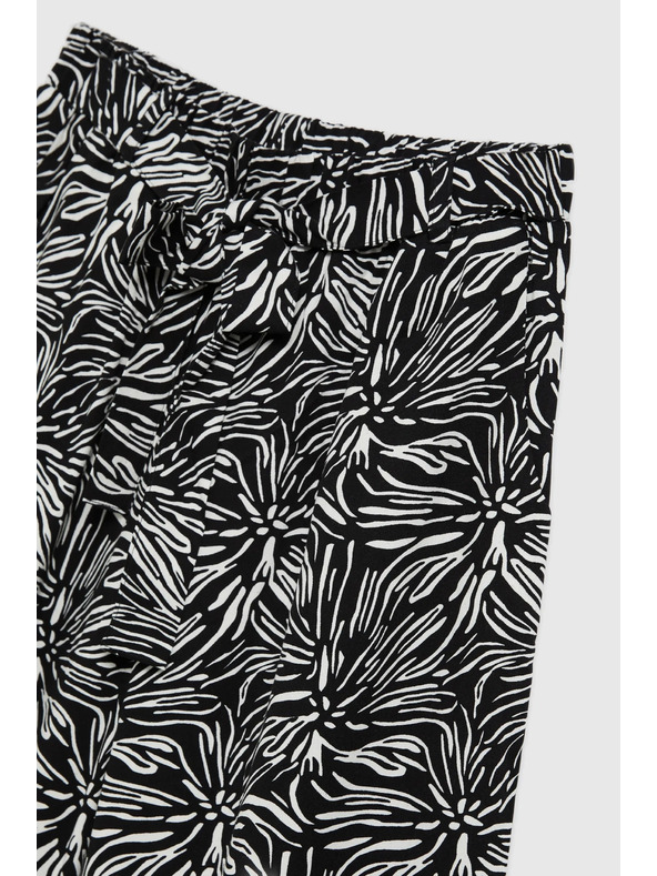 Moodo Črne hlačne krilo z vzorcem Moodo