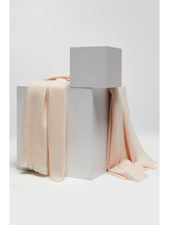 Moodo Gladek pudrasto rožnat šal Moodo