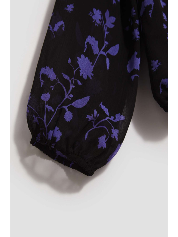 Moodo Črna srajca s cvetličnim vzorcem Moodo