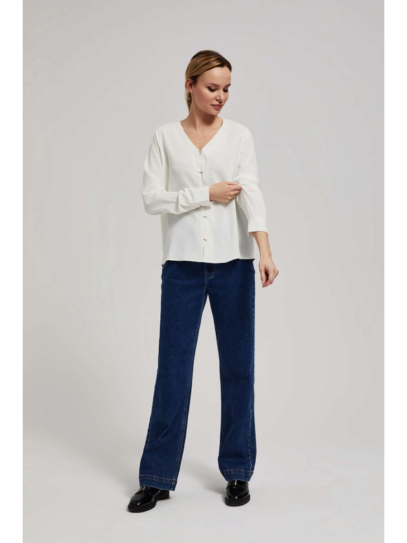 Moodo Srajca z V-izrezom in nežnimi perlenimi gumbi perleasta Moodo