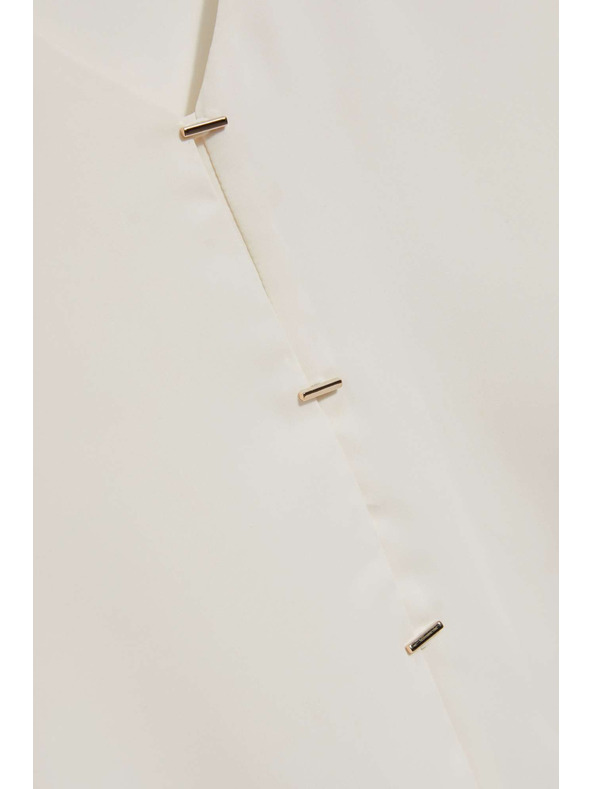 Moodo Srajca z V-izrezom in nežnimi perlenimi gumbi perleasta Moodo