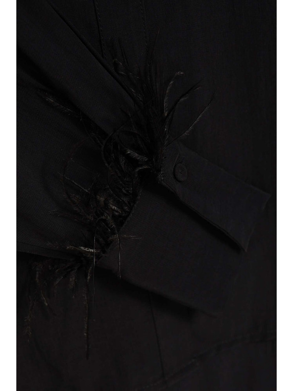 Moodo Bluza z okrasnimi peresi na rokavi Moodo