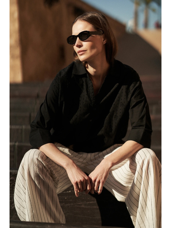 Moodo Črna oversize srajca na gumbe Moodo