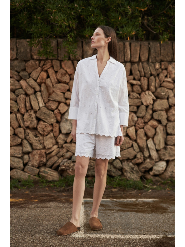 Moodo Bela oversize srajca z V-izrezom Moodo