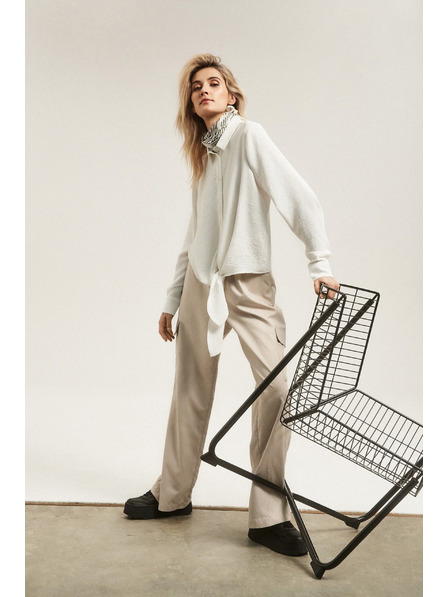 Moodo Srajca z dolgimi rokavi in vezavo bela Moodo