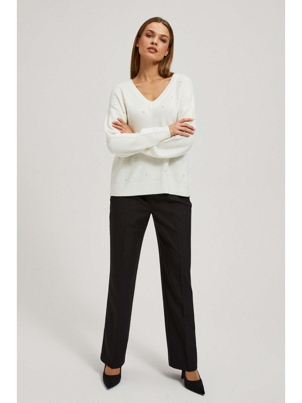 Moodo Pulover z V-izrezom in biserno ogrlico Moodo