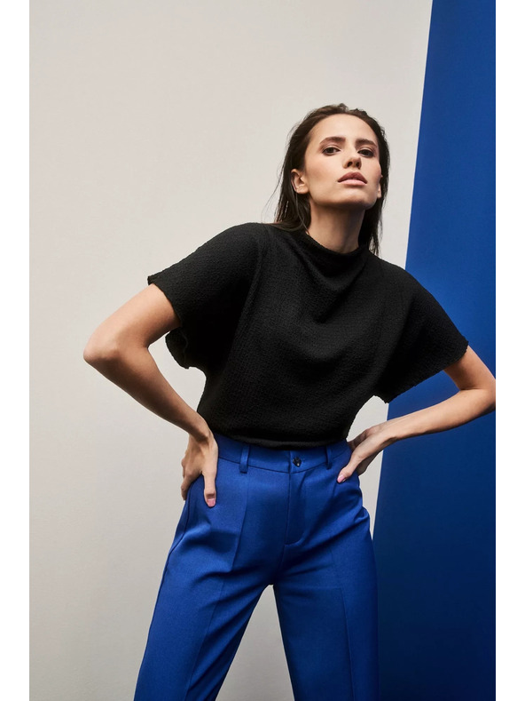 Moodo Elegantna črna bluza s širokimi rokavi Moodo