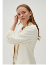 Moodo Eleganten bel suknjič z zavihrtanimi rokavi Moodo