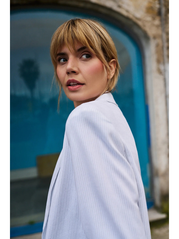 Moodo Viskozni suknjič s črtami bel Moodo