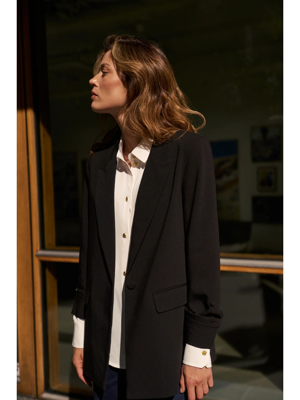 Moodo Gladek črn suknjič Moodo