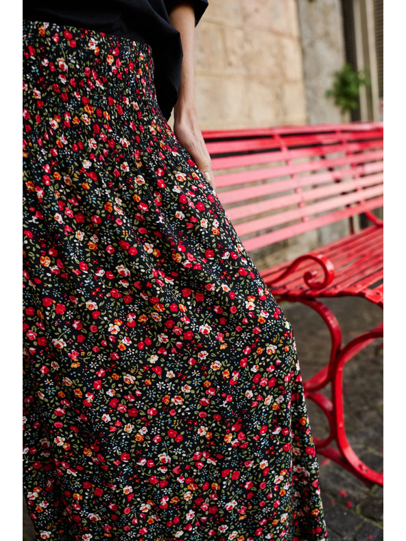 Moodo Midi krilo s cvetličnim vzorcem črna Moodo