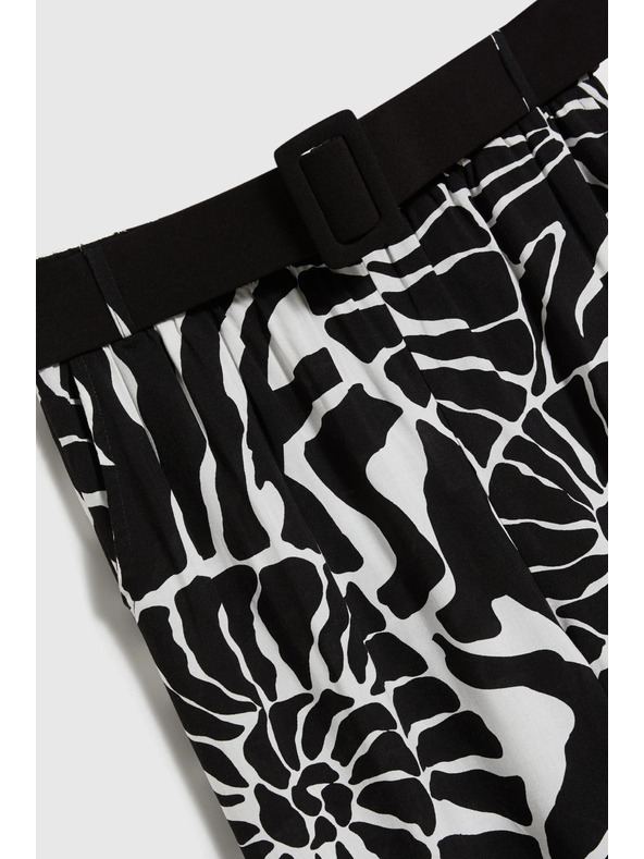 Moodo Viskozne hlače z pasom črne Moodo