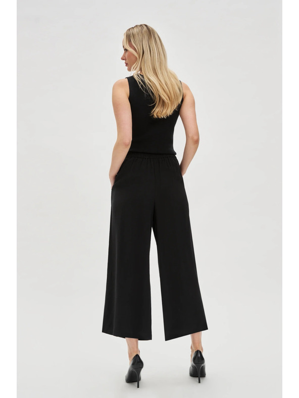 Moodo Črni hlačni krilo z gumbi Moodo