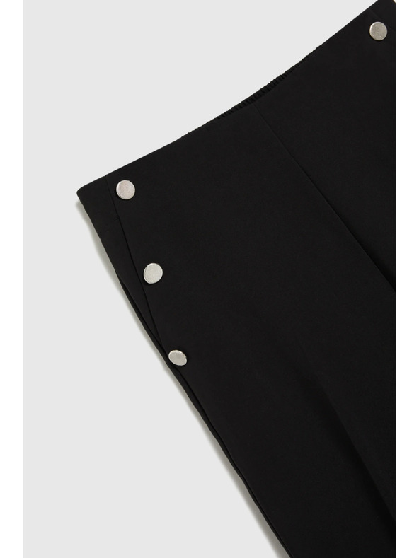 Moodo Črne cigaretne hlače Moodo