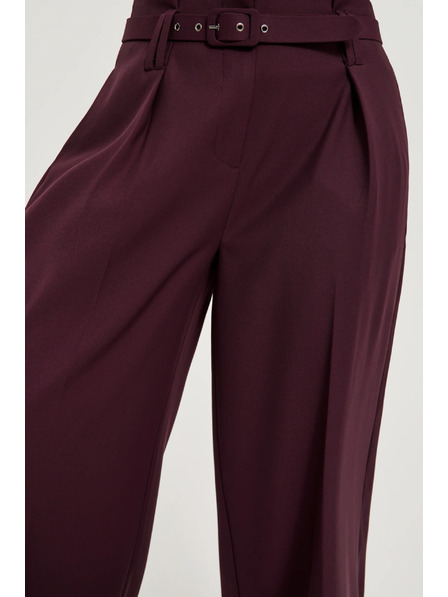Moodo Vinsko rdeče hlače s strukturo in pasom Moodo